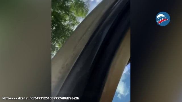 Допелась до ДТП: как невнимательность автоледи обернулась аварией