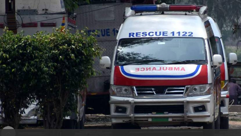 СМИ узнали о гибели лидера пакистанских талибов при атаке на его внедорожник