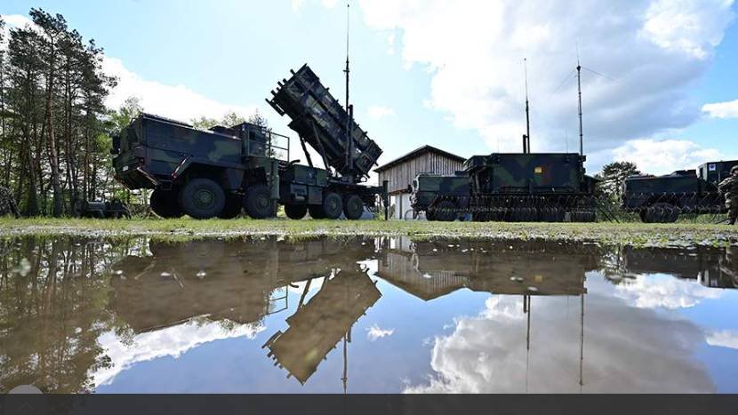 В Совфеде оценили планы НАТО разрешить сбивать воздушные цели из России