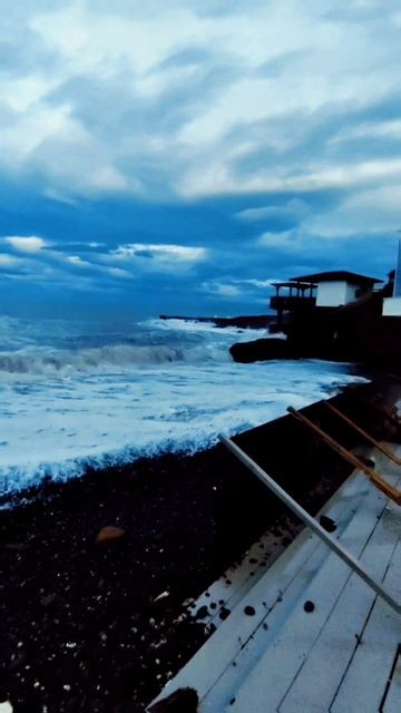 Чёрное моря во время шторма
