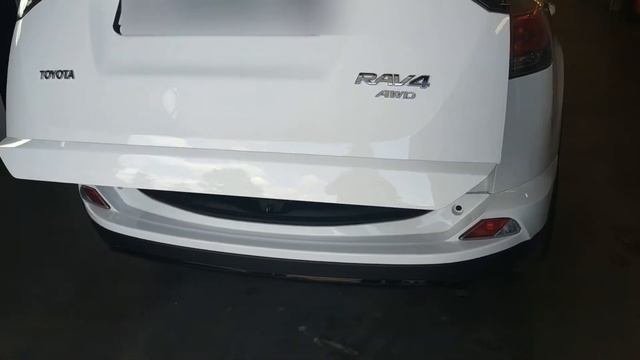 Toyota RAV4 2018 // Установка сенсора открытия багажника / Все по штатному
