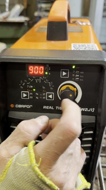 Сварог Real Tig 200P (W2J1) в режиме холодной сварки