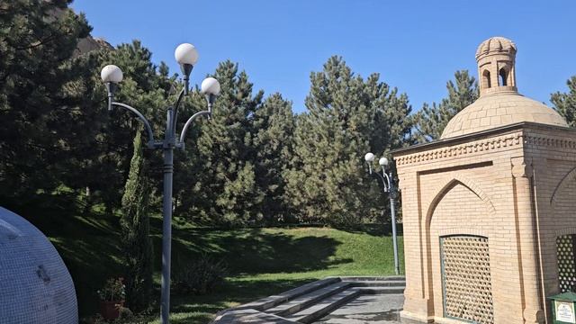 Место где захоронен опостол Даниил, один из учеников Христа.