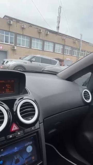 Обзор на Opel Corsa Хэтчбек 5 дв. 1.4 AT 2011г