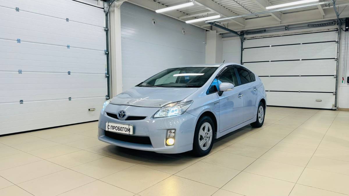 Toyota Prius, 2011 год