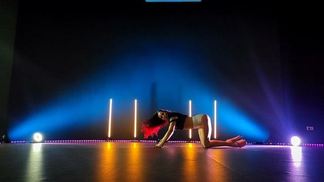 Strip Dance. До утра