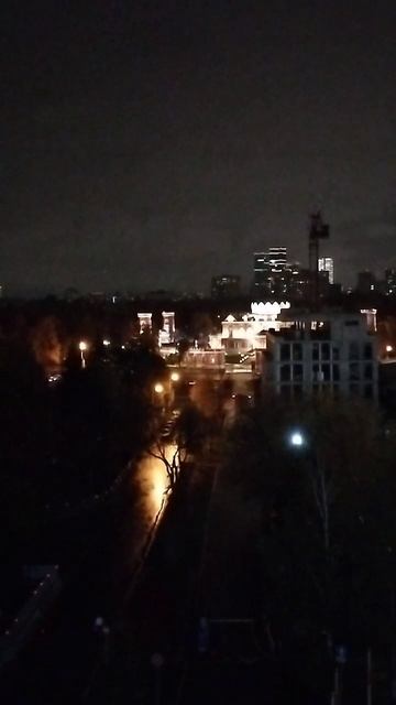Вид из окна моего номера в Москве. Район Аэропорт