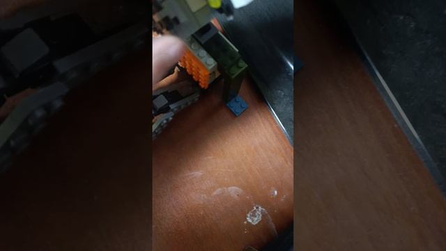 достроил золотого Фредди