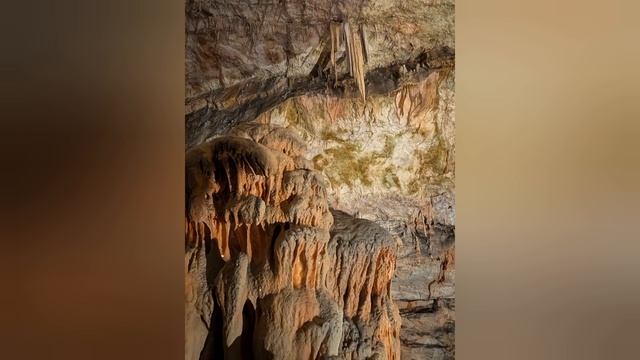 808.Уникальная Постойнска пещера.