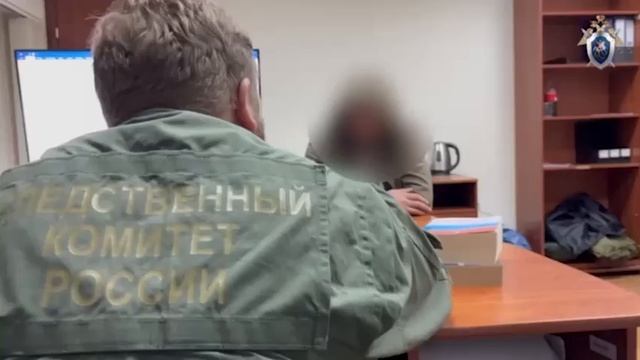 В ДНР мужчина похитил любовницу, запер в гараже, угрожал убийством и избивал, чтобы она не расска...