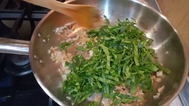 Макароны со шпинатом и тунцом. Быстрый и лёгкий ужин.