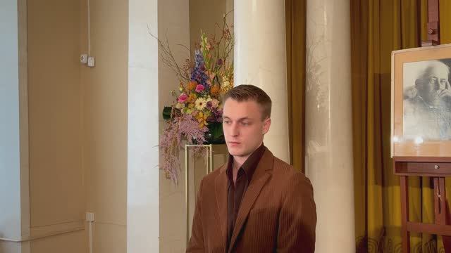 Севастьян Смышников, преподаватель Московской театральной школы Олега Табакова