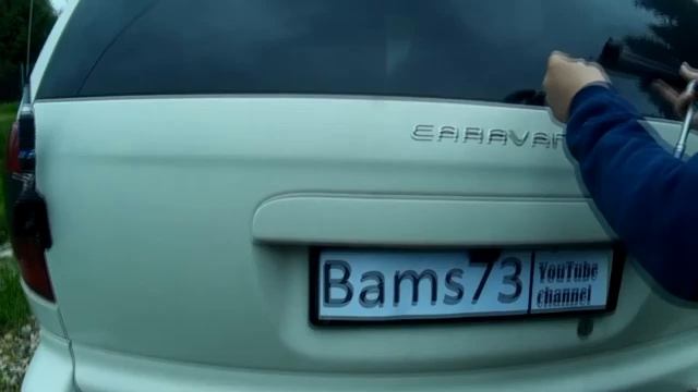 Dodge Caravan V6 3 3L: установка заднего дворника от «Лада Калина 1117»