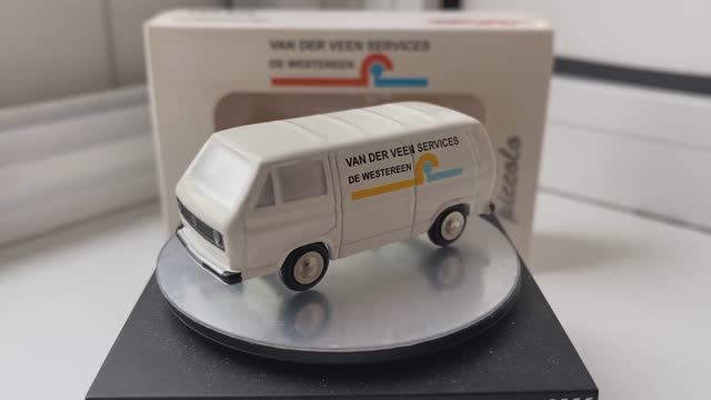 1:90 VW Transporter T3, Schuco, серия Piccolo