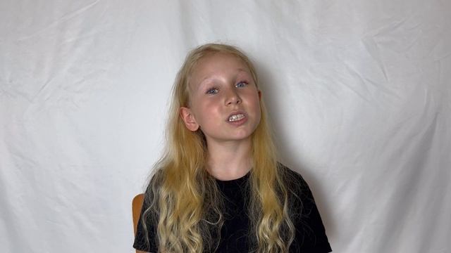 Видеовизитка. Иванова Арина, 8 лет