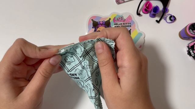РАСПАКОВКА куклы ЛОЛ СЮРПРИЗ Хеллоу Китти и её друзья! L.O.L. SURPRISE! HELLO KITTY And FRIENDS!
