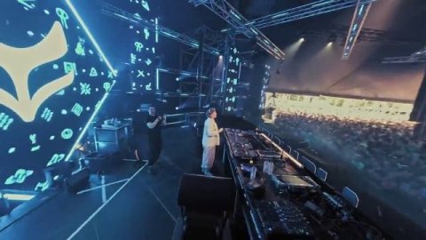 Fox Stevenson live Festival 2025