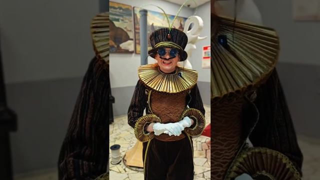 Артисты «Театра «Уголок дедушки Дурова» поздравляют Юрия Юрьевича Дурова с Днём Рождения!