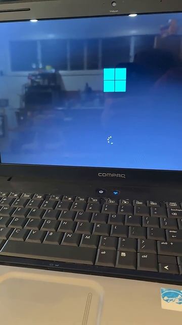 Windows 11 On A Intel Dual Core Pentium T4500 On A Compaq Presario CQ61