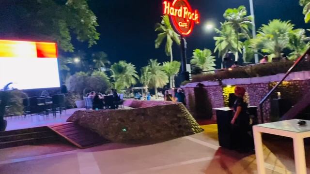 Хард Рок Кафе Паттая. HardRock Cafe Pattaya.