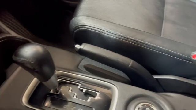 Аутлендер 2015 года 2.4 4WD