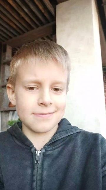 Поздравьте мою бабушку с днём рождения лайками, коментами и подъписками пожалуйста!😄🤗❤️