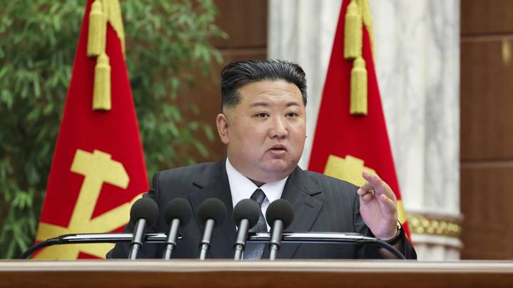 Ким Чен Ын назвал встречу с Медведевым важной для укрепления отношений