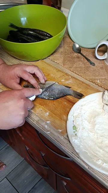 вкуснейший жаренный карасик