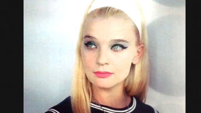 Светлана. ЭТОТ ХИТ УЖЕ ПОЛВЕКА БУДОРАЖИТ ДУШИ, БУДТО БЫЛ НАПИСАН ВЧЕРА