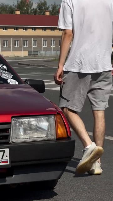Ну какая она девочка