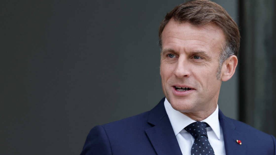 Политический цирк: зачем Макрон пустил на второй круг Лекорню