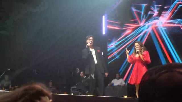 Вэл и Вика поют (Живой Завтрак,VK Stadium,26.09.2025)