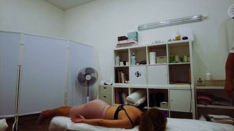 Манипуляция на нижних сегментах шейного отдела позвоночника.