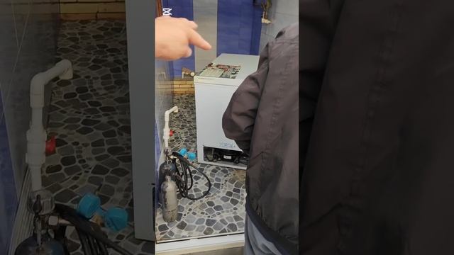 У нас сломался морозильник