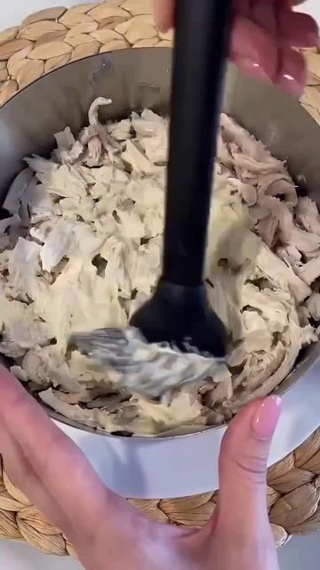 Слоёный салат с шампиньонами