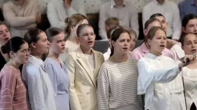 Льётся из наших уст хвала ♥️ христианская песня