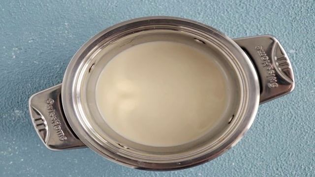 Овсяная каша с клубникой