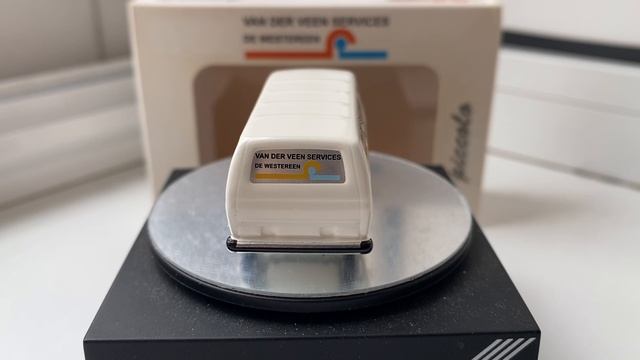 1:90 VW Transporter T3, Schuco, серия Piccolo