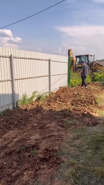 Установили септик ИталБио. Хозяева довольны.