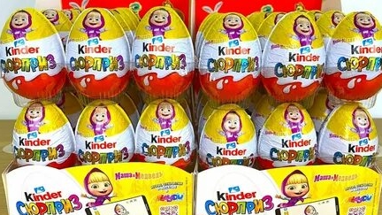 Киндер сюрприз Маша и медведь