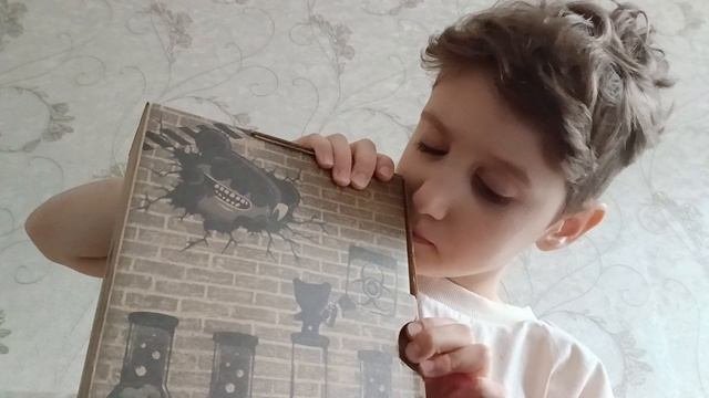 модный монстрик Fuggler. Распаковка