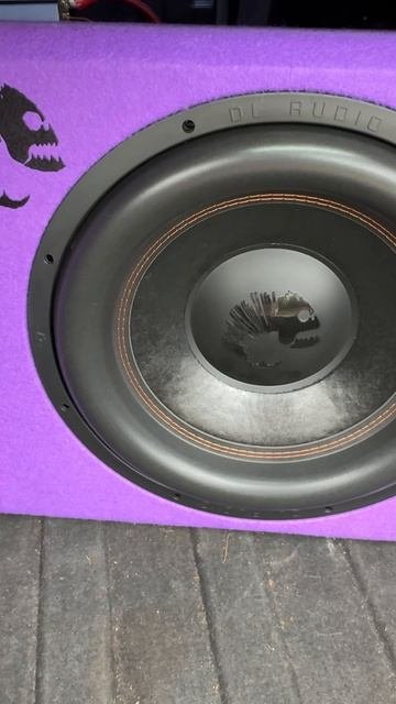 Замена старого сабвуфера в Chevrolet AveoT250 на DL Audio Piranha 15A Purple V.2