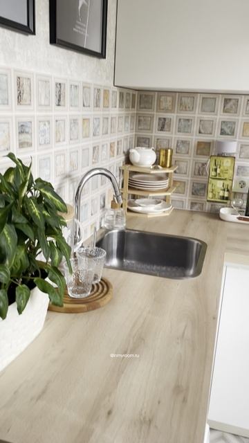 Крошечная кухня 6 кв.м в панельке!