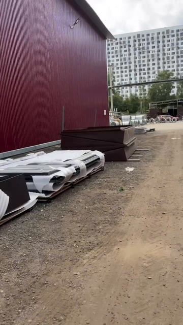 Пока хорошая погода, заказчики торопятся приобрести хозблоки для инвентаря, техники
