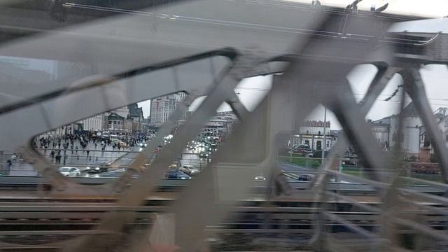 Площадь трех вокзаллов осенью