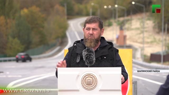 Рамзан Кадыров принял участие в открытии нового участка автодороги - объезд села Сержень-Юрт