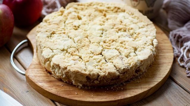Насыпной пирог с яблоками