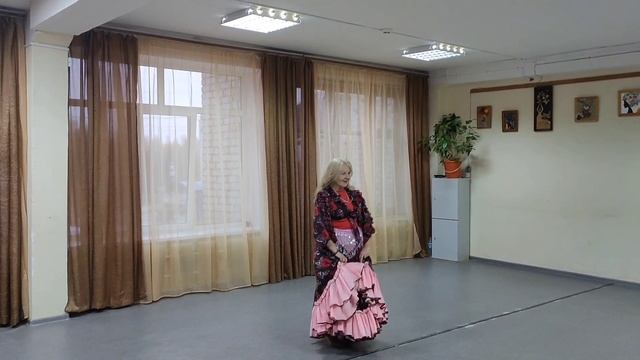 Цыганочка!!! Чуть не упала...но продолжила танцевать!!!