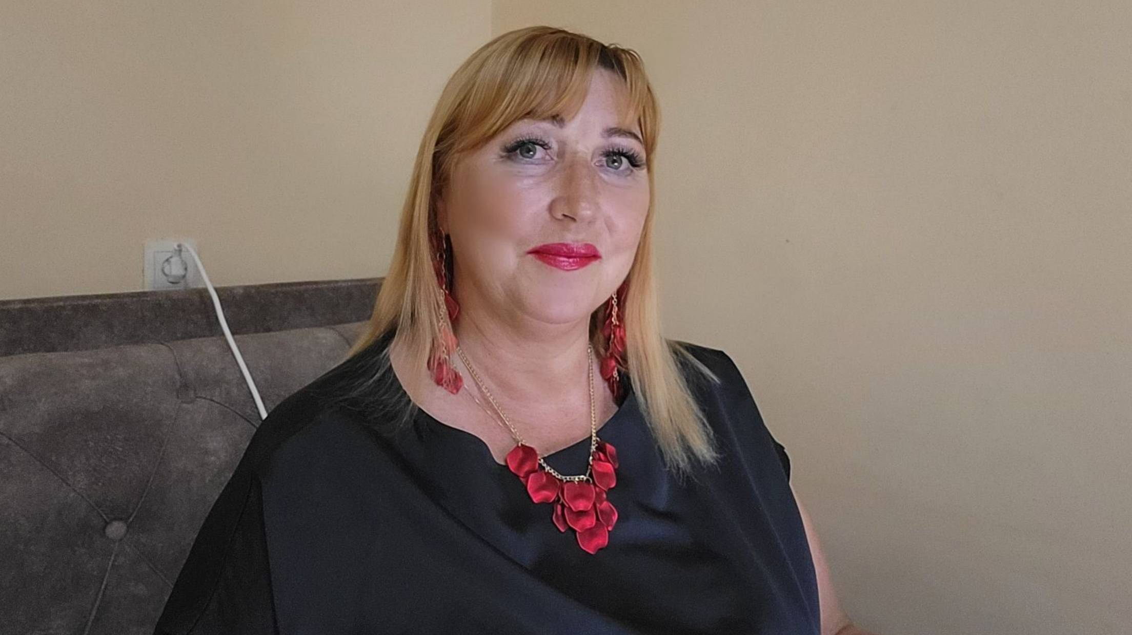 Лара Абхазоманка в прямом эфире из Абхазии Новый Афон.