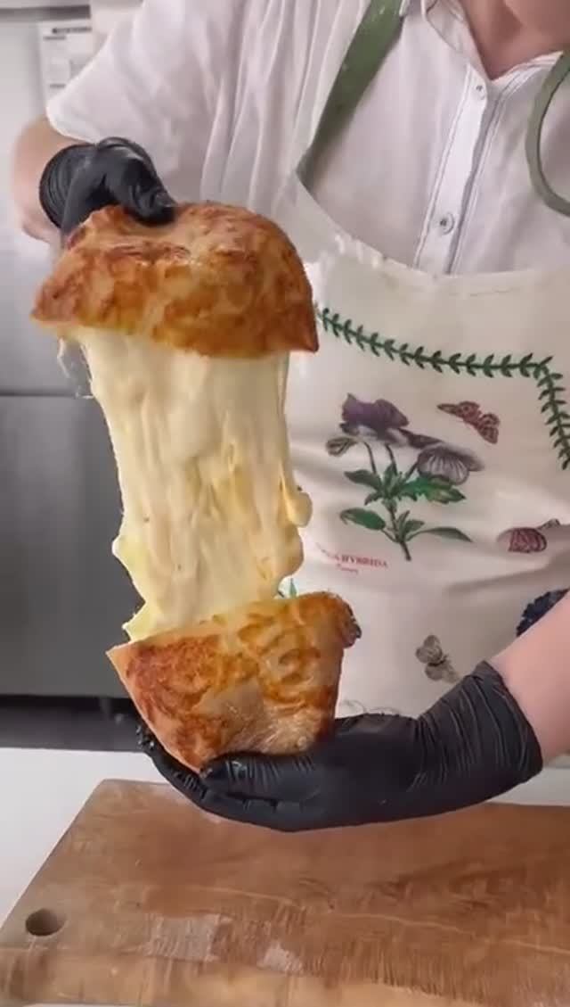 Ля, чиз Burger к чаю. Уличная Еда Мира/ Street Food  T.me/StreetFoodChannel.
